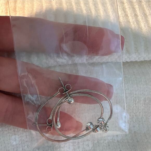 C.C Women’s White Sequin Pom Pom Knit Beanie & Silver Cubic Zirconia Earrings - Picture 14 of 16